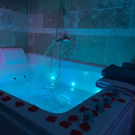 Bed & Breakfast Les Nids De La Baie Favières