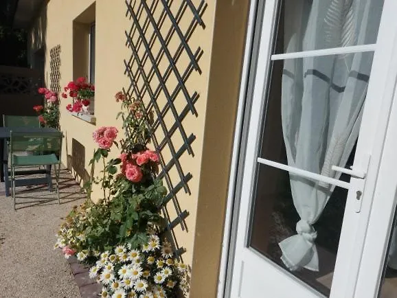 Couette-café Les Nids De La Baie Favières