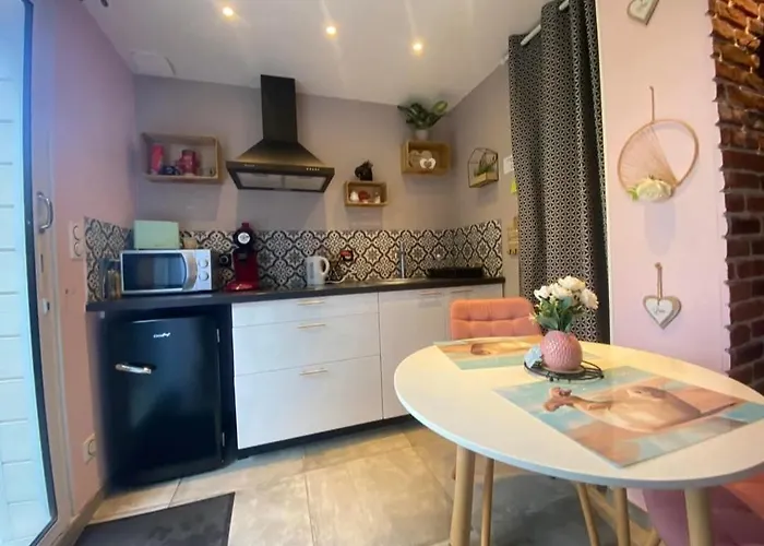 Couette-café Les Nids De La Baie Favières